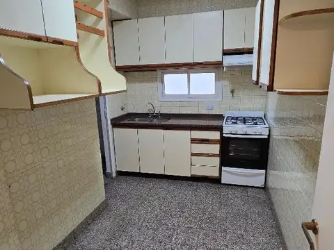 Departamento en Alquiler en Primera Junta, $ 1.250.000