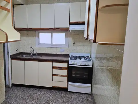 Departamento 4 ambientes con 1 baño