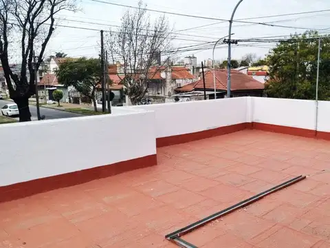 VENTA CASA 3 AMBIENTES R. DE ESCALADA - TERRAZA
