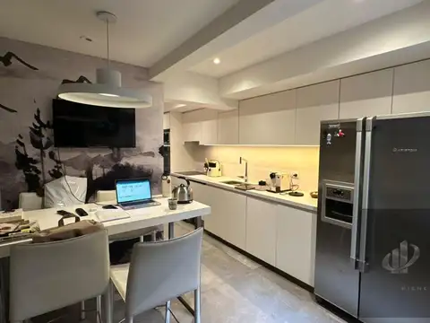 Departamento en Venta con 3 cocheras