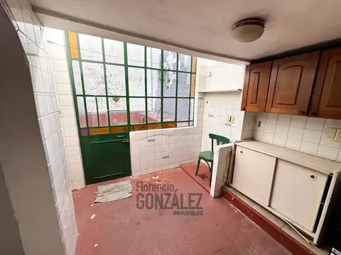 Depto Tipo Casa en Venta 50 años