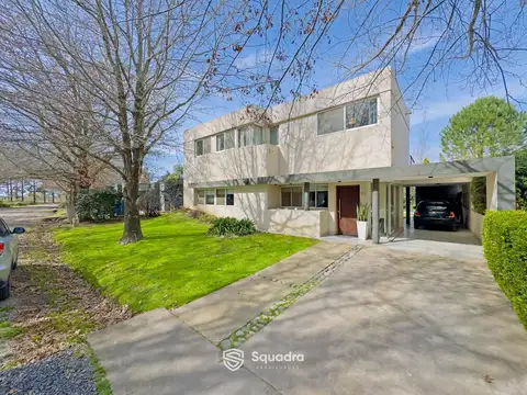 Casa en Venta en Pueblo Esther, Rosario