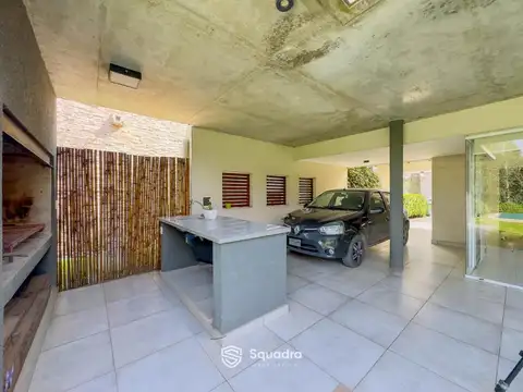 Casa 4 ambientes con 3 baños