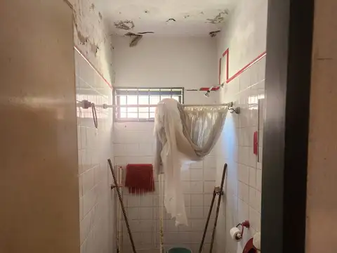 calle 165 e/ 58 y 58A 5800