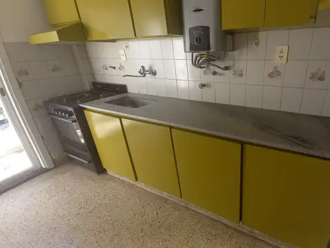 Depto Tipo Casa en Alquiler de 3 ambientes
