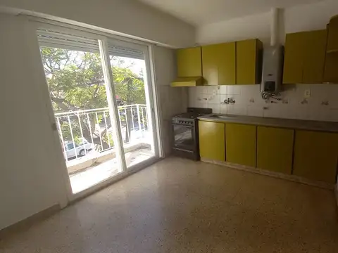 AV MITRE 1800