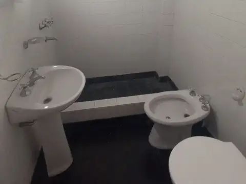 Depto Tipo Casa en Alquiler de 3 ambientes
