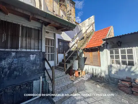 Depto Tipo Casa 4 ambientes con 1 baño
