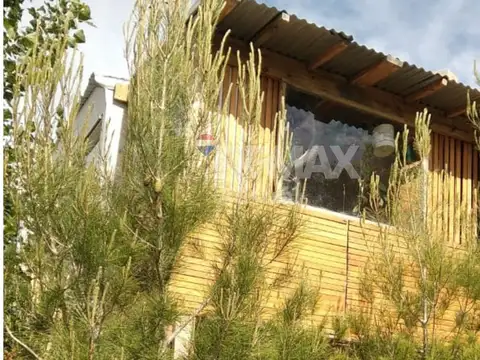 VENTA 2 casas en terreno aterrazado BellaVista Sur