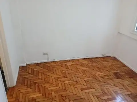 Departamento en Alquiler en Balvanera, $ 490.000