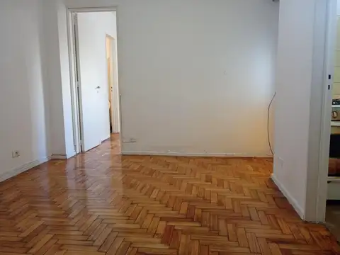 Av. Belgrano 3100, Piso 4