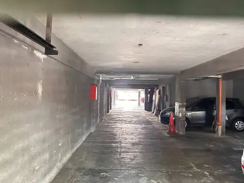 COCHERA CUBIERTA EN VENTA VILLA ORTUZAR