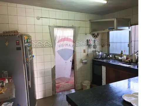 Casa 5 ambientes con 1 baño