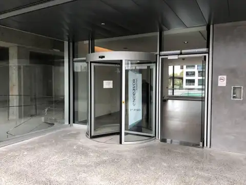 Oficina en Venta con 2 cocheras