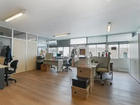Oficina en Venta en San Nicolas, Florencio Varela