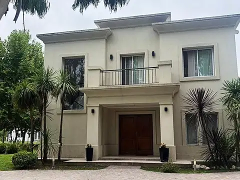 RUTA 2 - MIRALAGOS CCG&SPA 1 - RESIDENCIA ESTILO NEOCLASICO