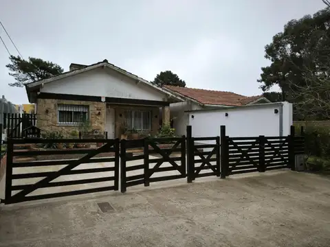 3 Casas en block - Zona Sur - Villa Gesell