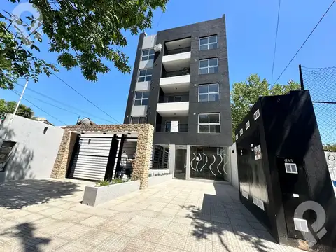 Local a Estrenar en Venta en Monte Grande Centro