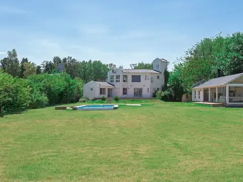 Casa en Venta en Ezeiza, USD 400.000