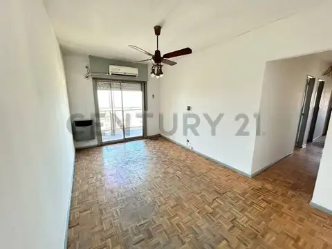 VENTA DEPARTAMENTO 4 AMBIENTES CON BALCON LUGANO