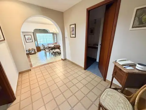 Casa en Venta en Castelar Sur, USD 480.000