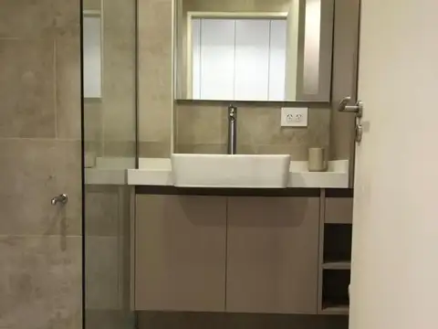 Departamento en Alquiler con 1 cocheras