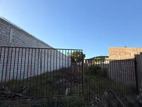 Terreno ideal para galpón y desarrollo comercial