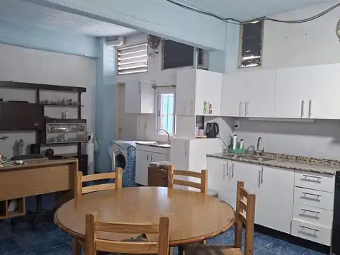 Depto Tipo Casa en Venta de 6 ambientes