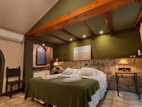 Hotel en Venta 50 años