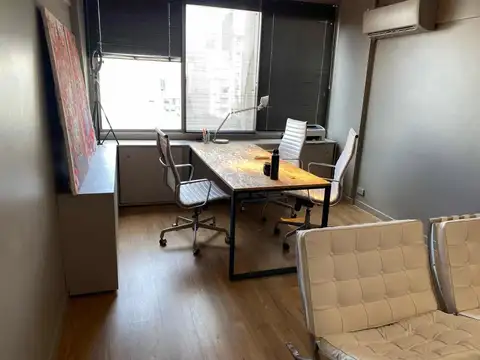 Oficina en Alquiler 40 años