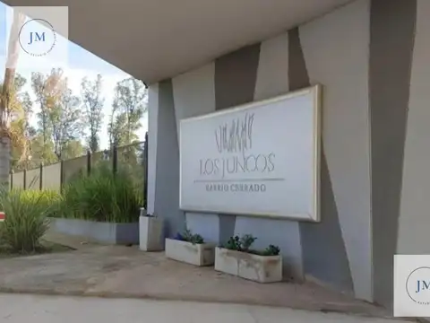 Terreno en Barrio Cerrado Los Juncos