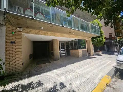 11 De Septiembre 700, Piso 3