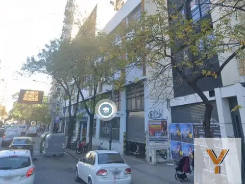 Avenida Jujuy e/ Adolfo Alsina y Moreno