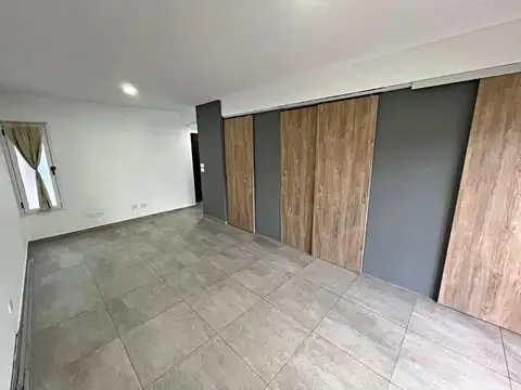 Robertson 3300, Piso 02