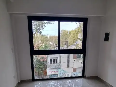 Depto en duplex con terraza privada de 104 m2 totales!