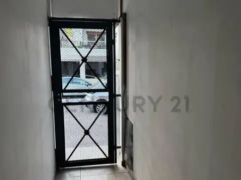 43 15 y 16 , Piso 1