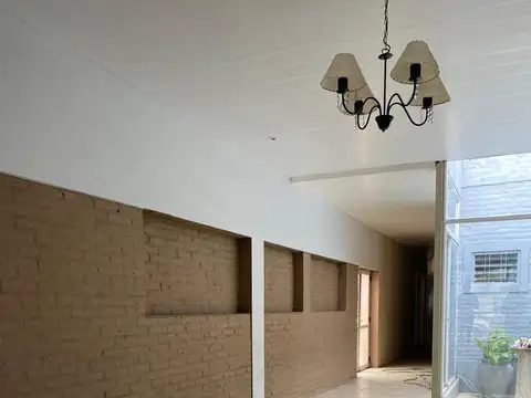 Salón para usos múltiples en venta