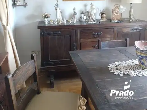 Departamento 6 ambientes con 2 baños