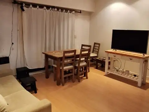 VILLA LURO. CAMARONES 5200 PH 5 AMB.1ER.PISO ESCALERA AL FTE.BALCONES SINI EXPENSAS!!!