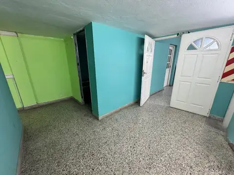 Local en Alquiler en Avellaneda, $ 1.800.000