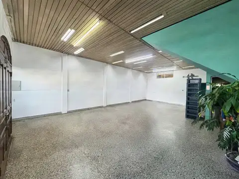 Local en Alquiler en Avellaneda, $ 1.800.000