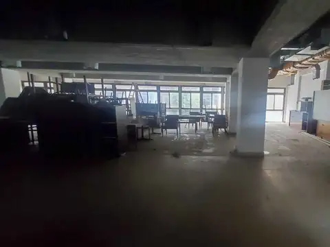 Local en Alquiler 43 años