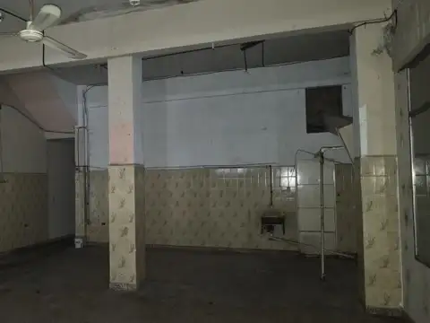 Galpon en Alquiler en Libertad, $ 800.000