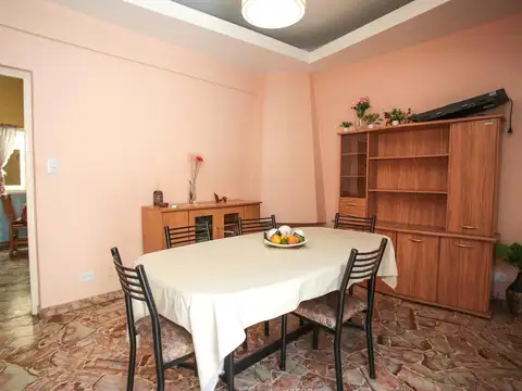 Depto Tipo Casa en Venta al Este