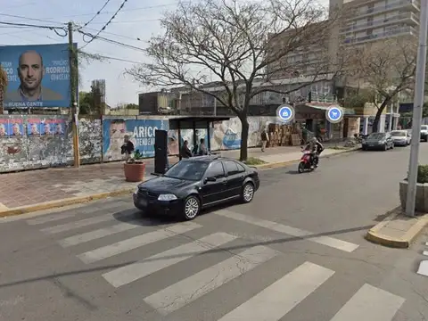 VENTA - TERRENO DE 900 M2 ESQUINA AV SAN MARTIN Y JOSE INGENIEROS - SAN LORENZO