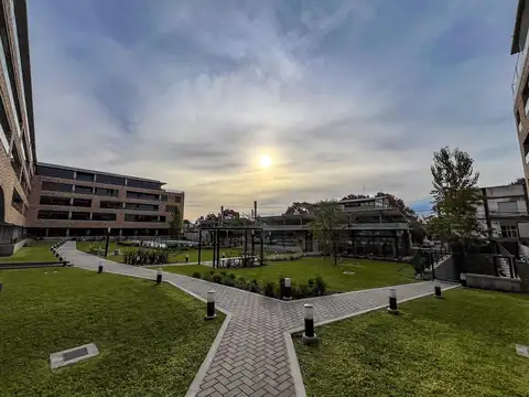 Venta Monoambiente con balcón - Fundar