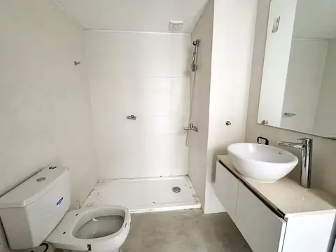 Venta Monoambiente con balcón - Fundar