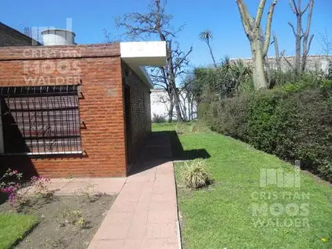 Casa en alquiler uso comercial - Centro Ingeniero Maschwitz -