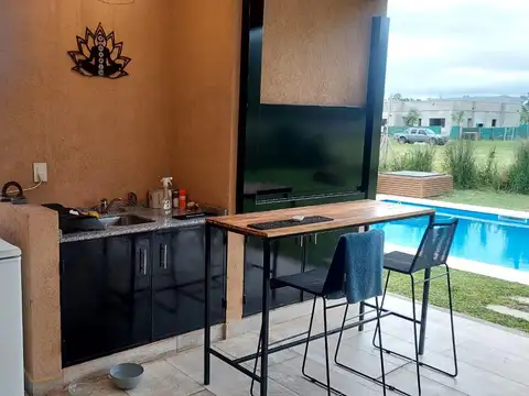 Casa en Venta en Santo Tomas, USD 175.000