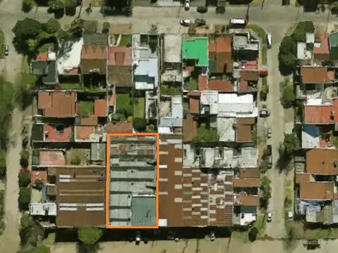 Galpon en Venta 35  mts Fondo